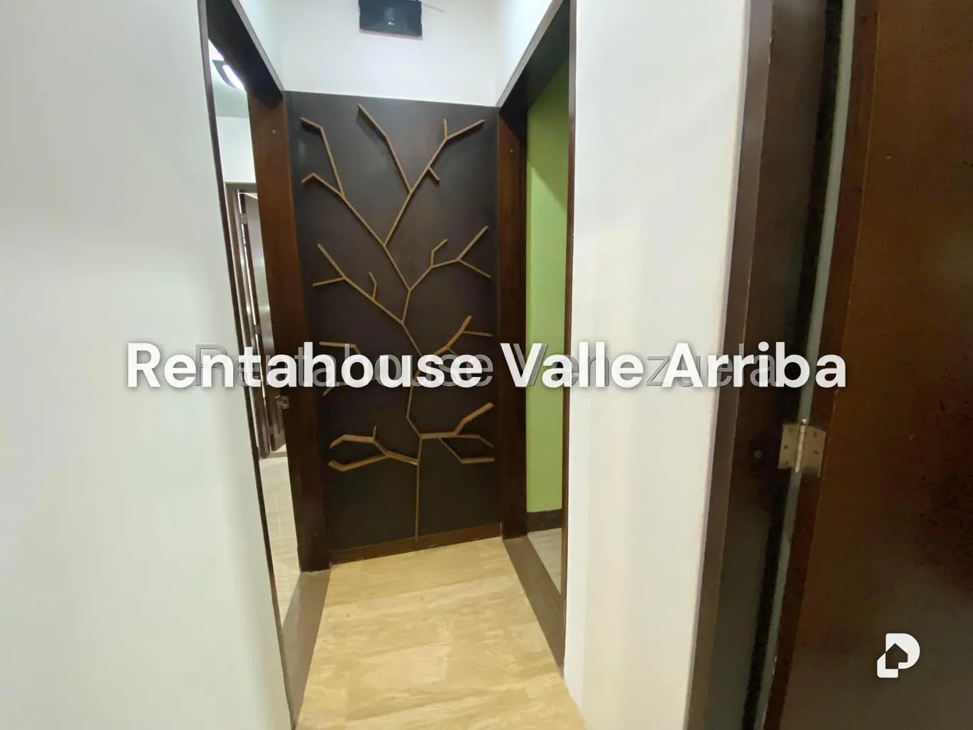 Apartamento en Las Mesetas de Santa Rosa de Lima, Caracas – 9