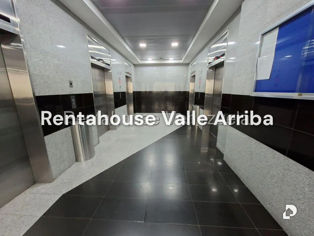 Office in Macaracuay, Caracas – 5