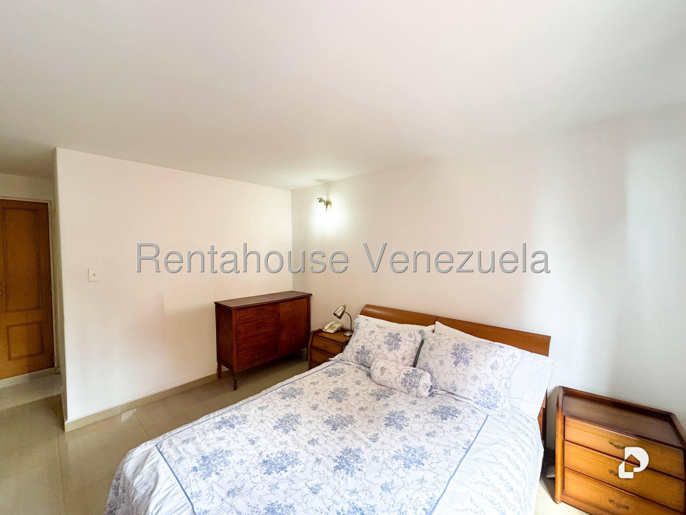 Apartamento en Colinas de La Tahona, Caracas – 23