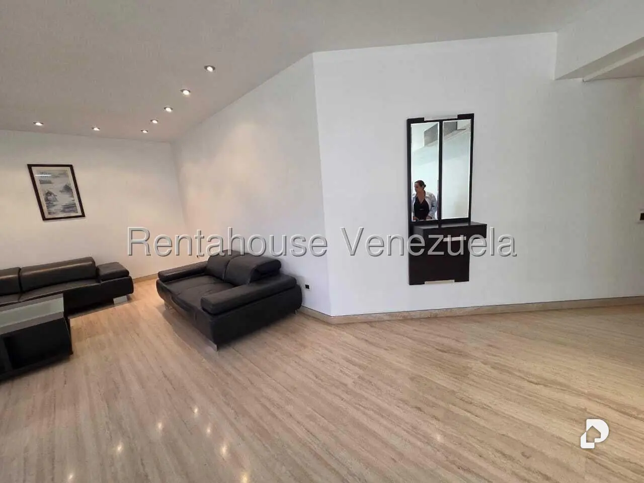 Apartamento en Campo Alegre, Caracas – 11