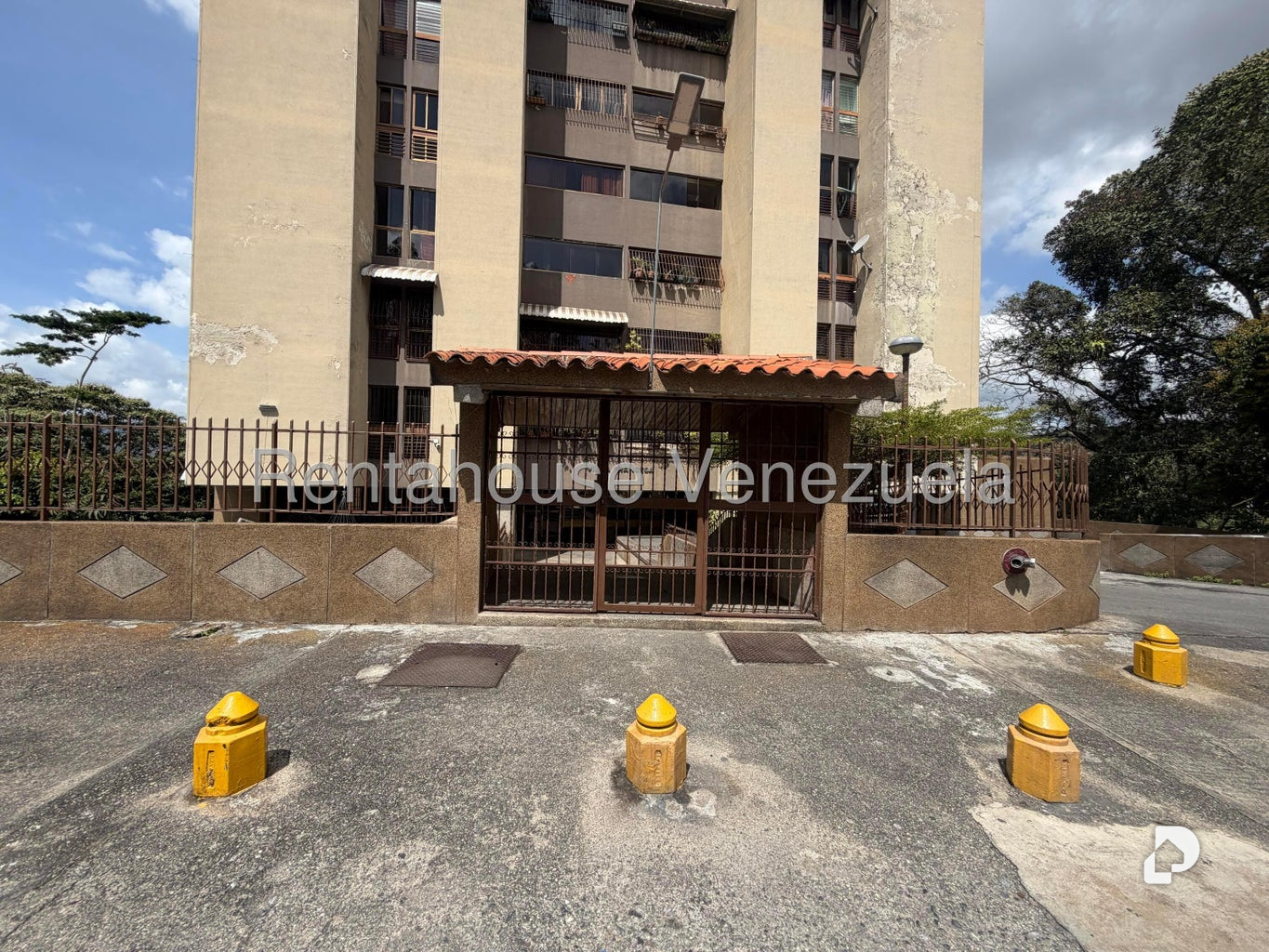 Apartment in Los Teques – 2