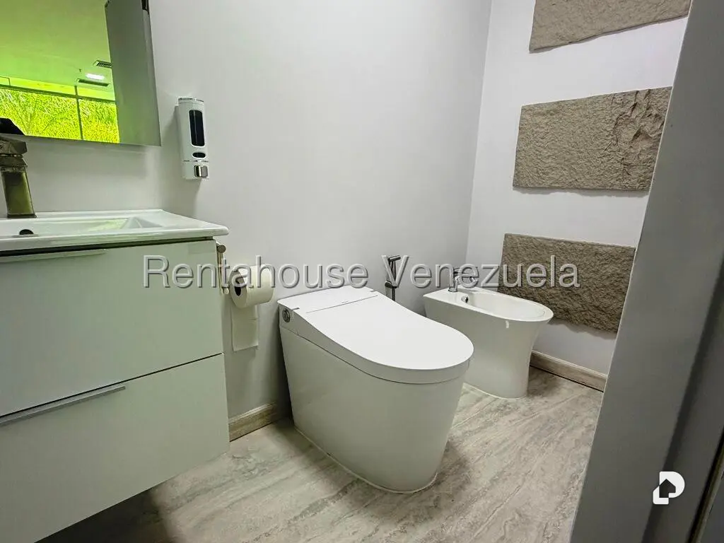 Oficina en Boleíta Norte, Caracas – 12