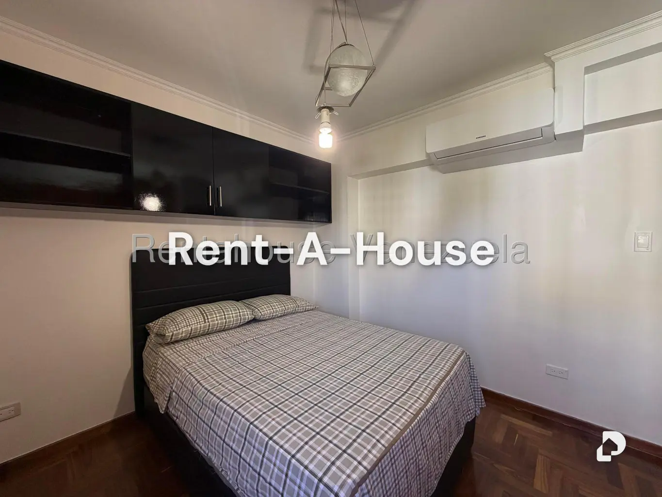 Apartamento en La Urbina, Caracas – 24