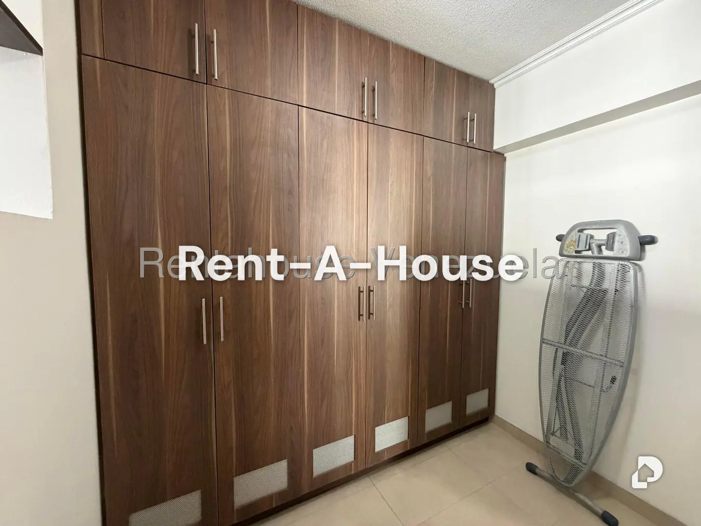 Apartamento en La Urbina, Caracas – 12