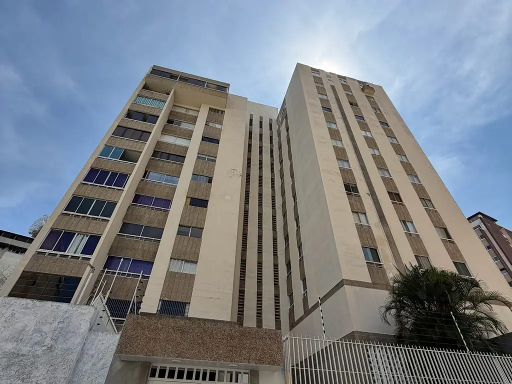 Apartamento en Santa Rosa de Lima, Caracas - 1