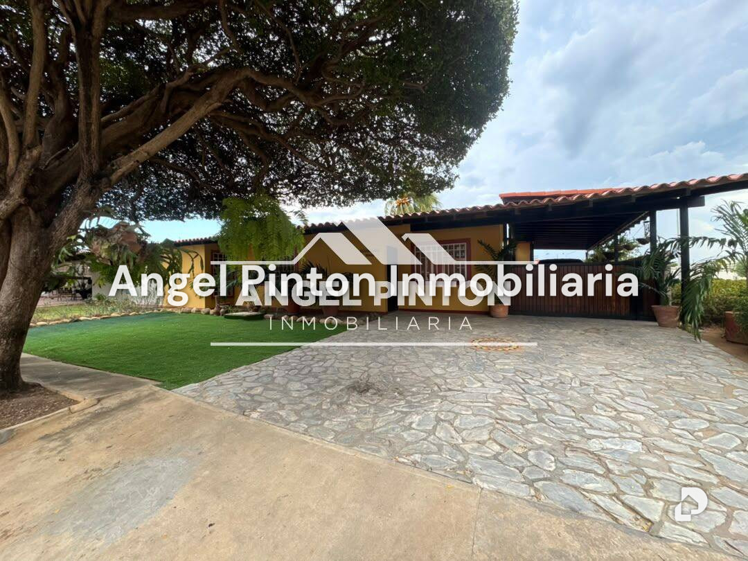 Casa en Avenida Fuerzas Armadas, Maracaibo – 2