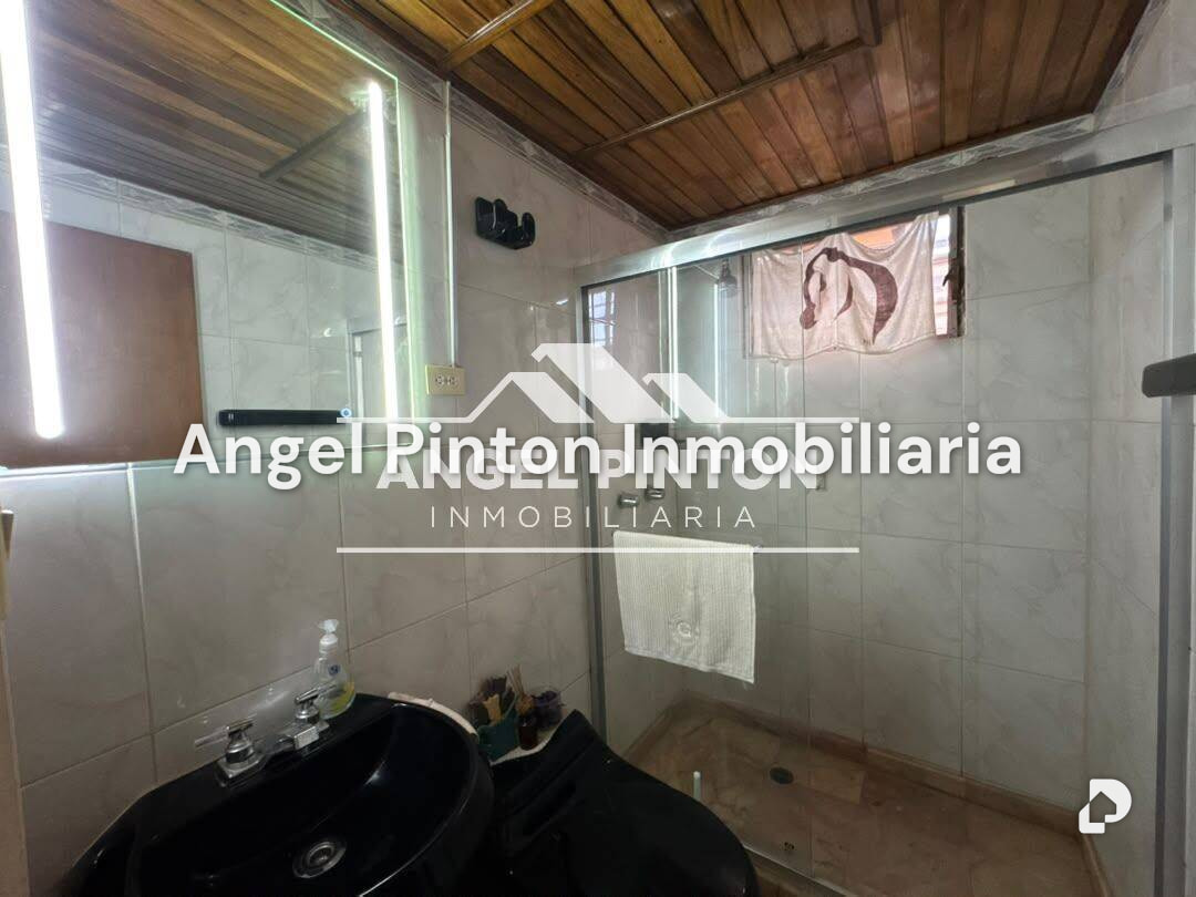 Casa en Avenida Fuerzas Armadas, Maracaibo – 14