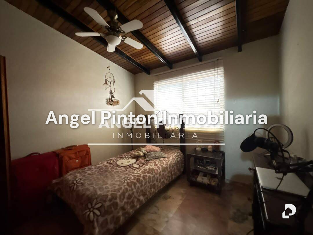 Casa en Avenida Fuerzas Armadas, Maracaibo – 13