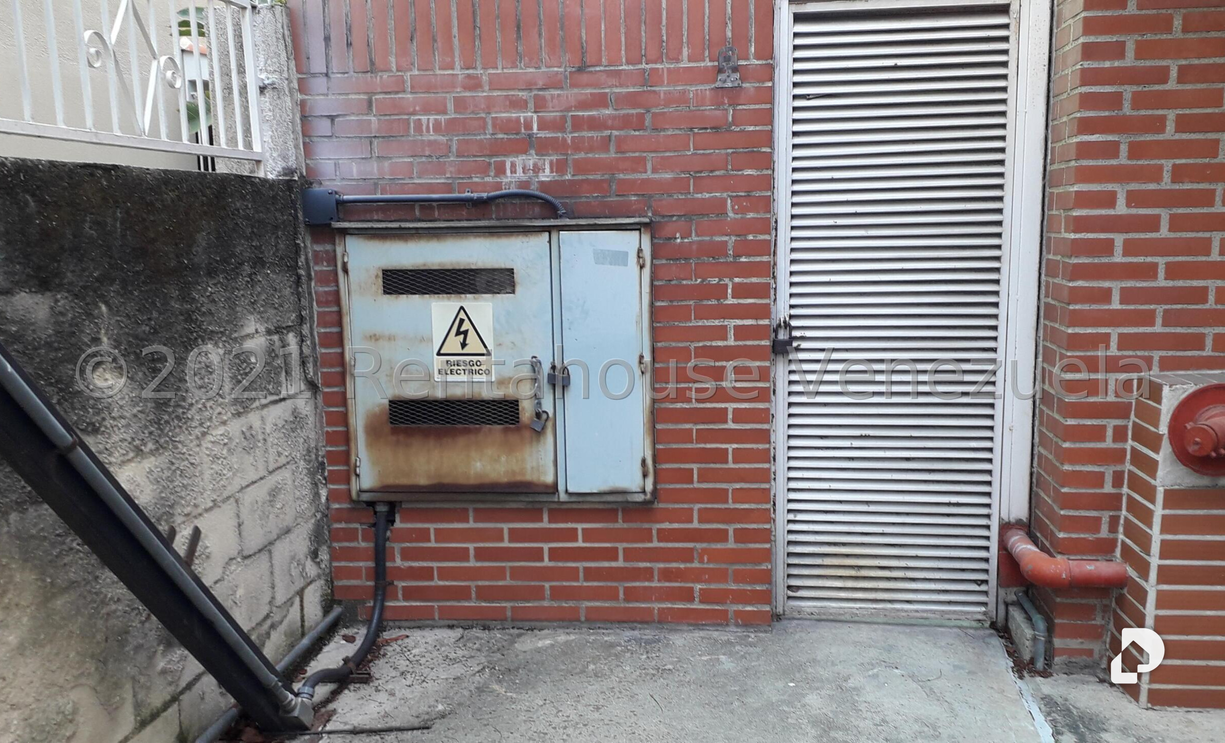 Local comercial en Los Chaguaramos, Caracas – 41