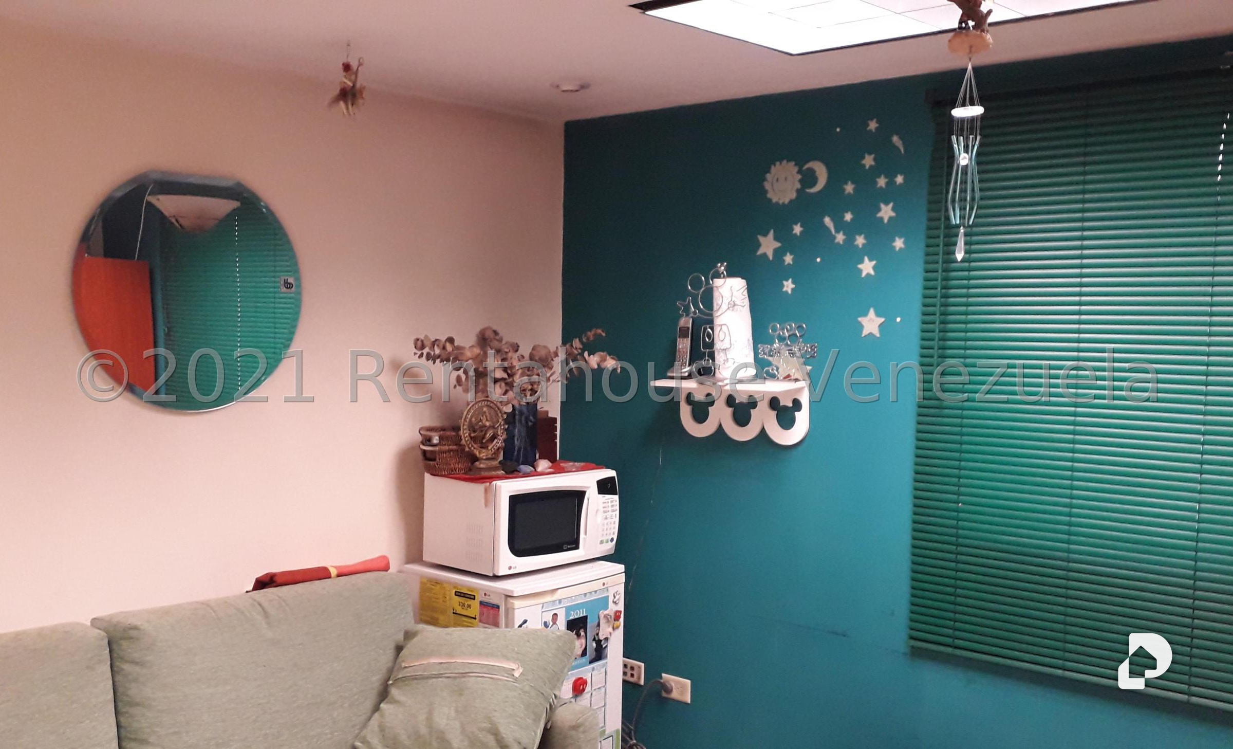 Local comercial en Los Chaguaramos, Caracas – 14
