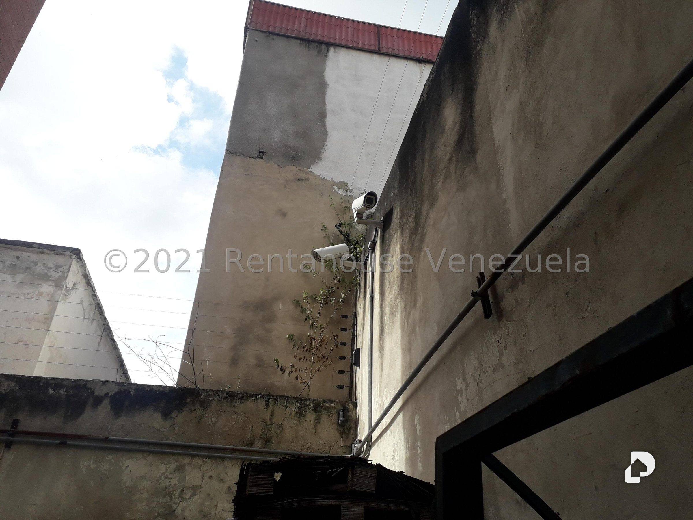 Local comercial en Los Chaguaramos, Caracas – 40