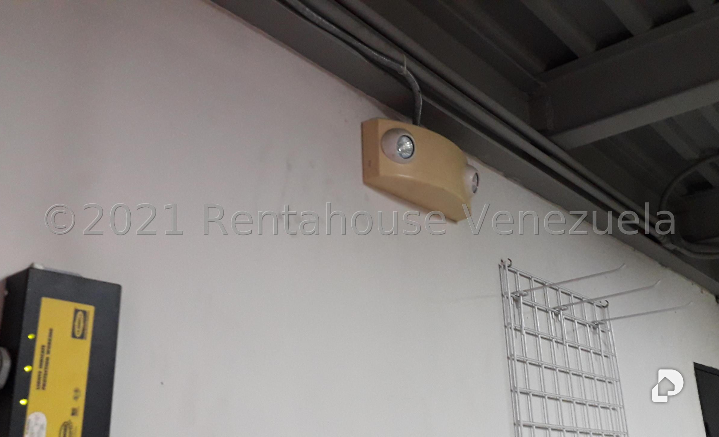 Local comercial en Los Chaguaramos, Caracas – 35