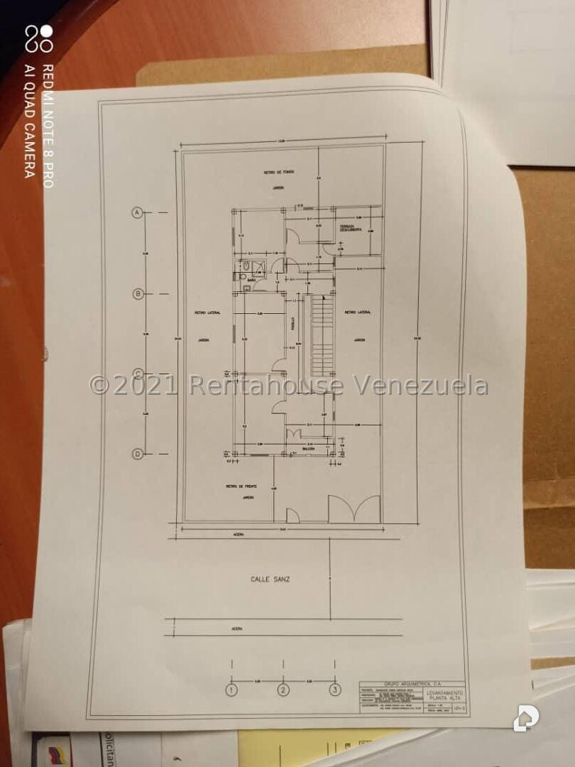 Local comercial en Los Chaguaramos, Caracas – 55