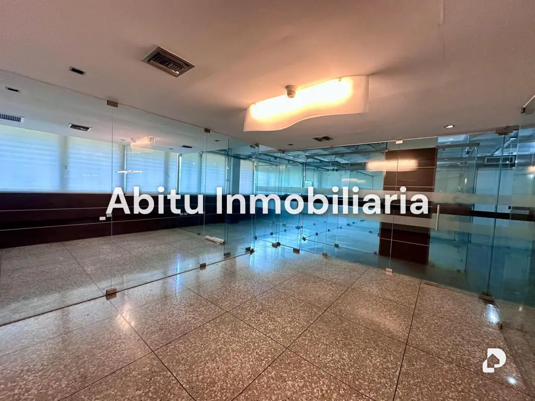 Office in La Trinidad, Caracas – 6