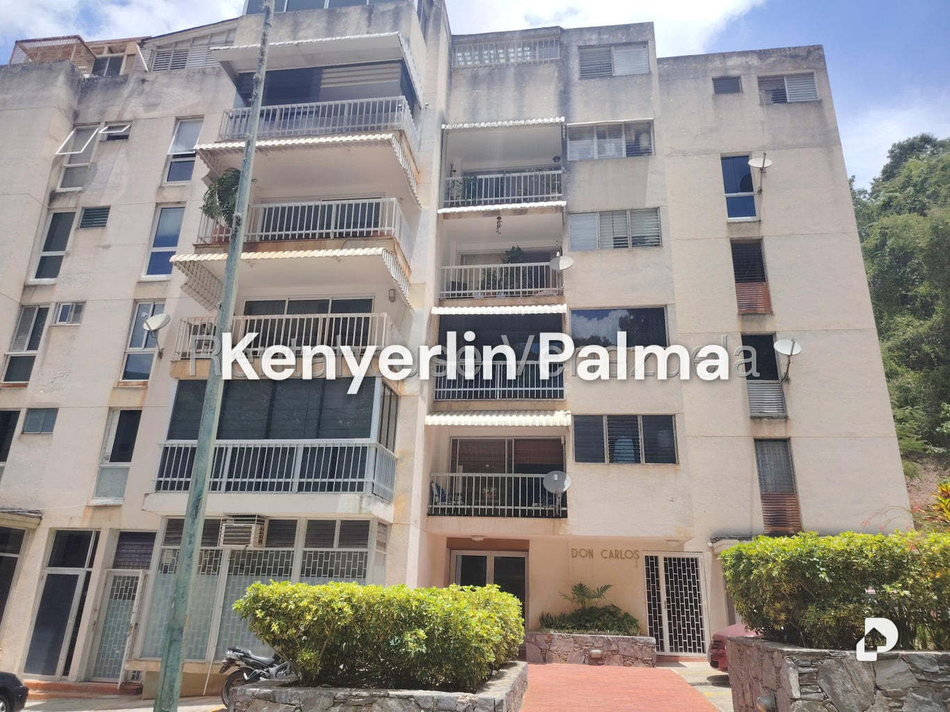Apartamento en Lomas de Chuao, Caracas – 1