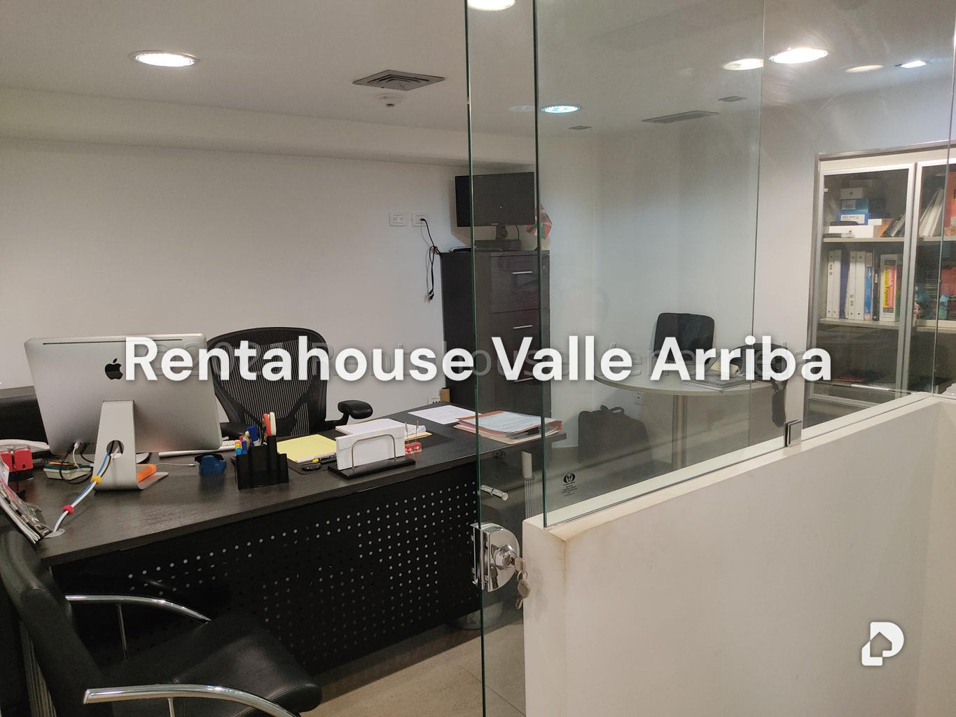 Local comercial en Las Mercedes, Caracas – 16