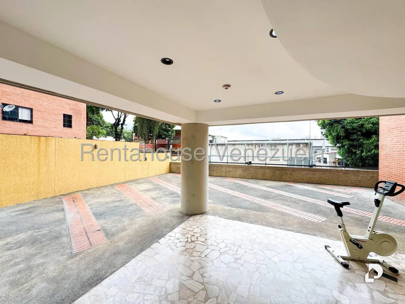 Apartamento en El Rosal, Caracas – 43