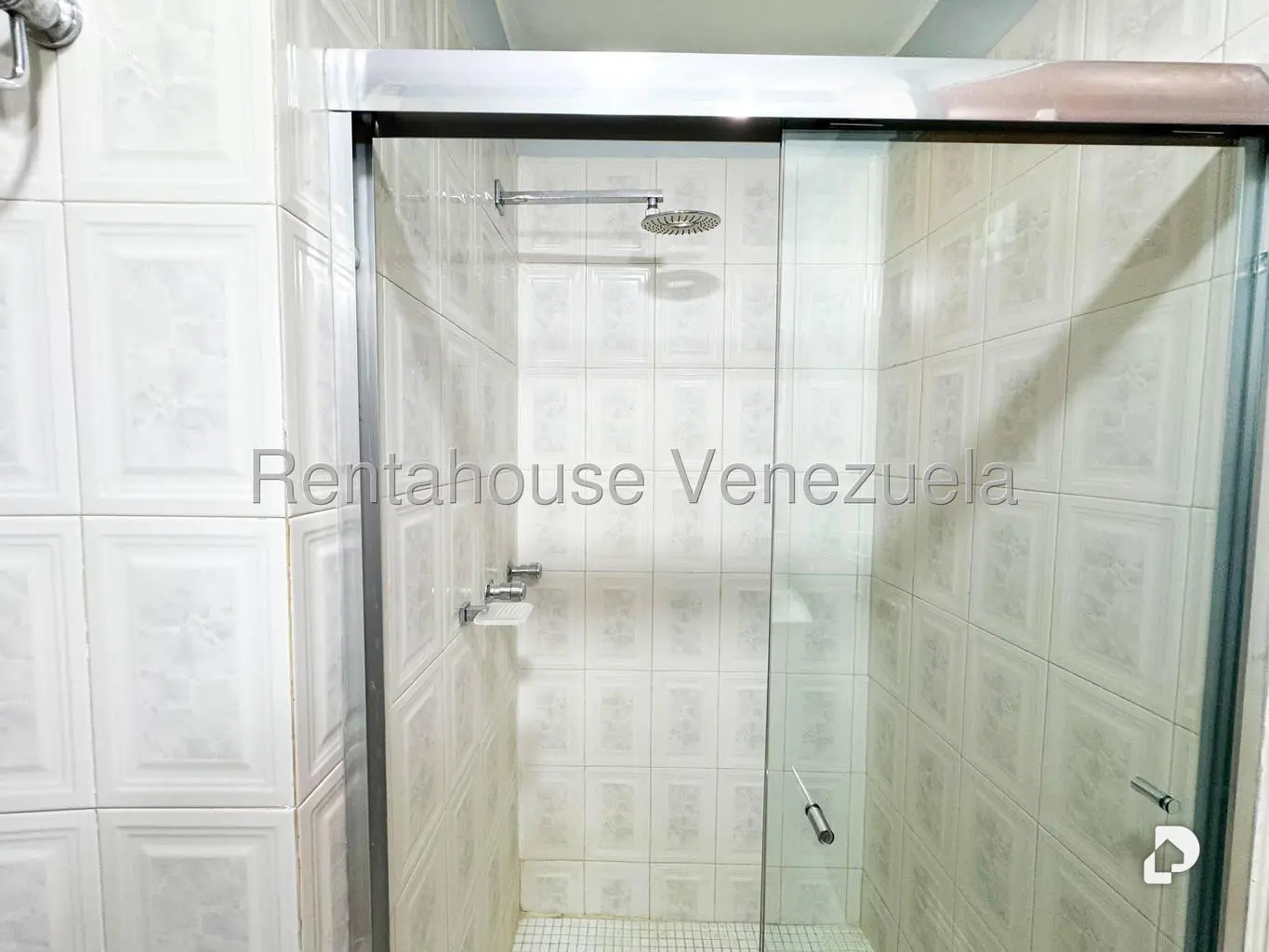 Apartamento en El Rosal, Caracas – 31