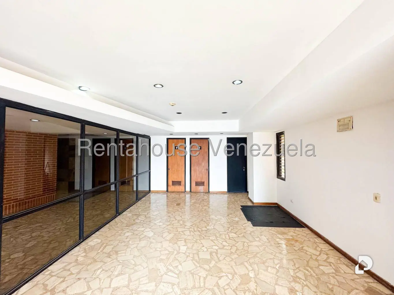 Apartamento en El Rosal, Caracas – 44