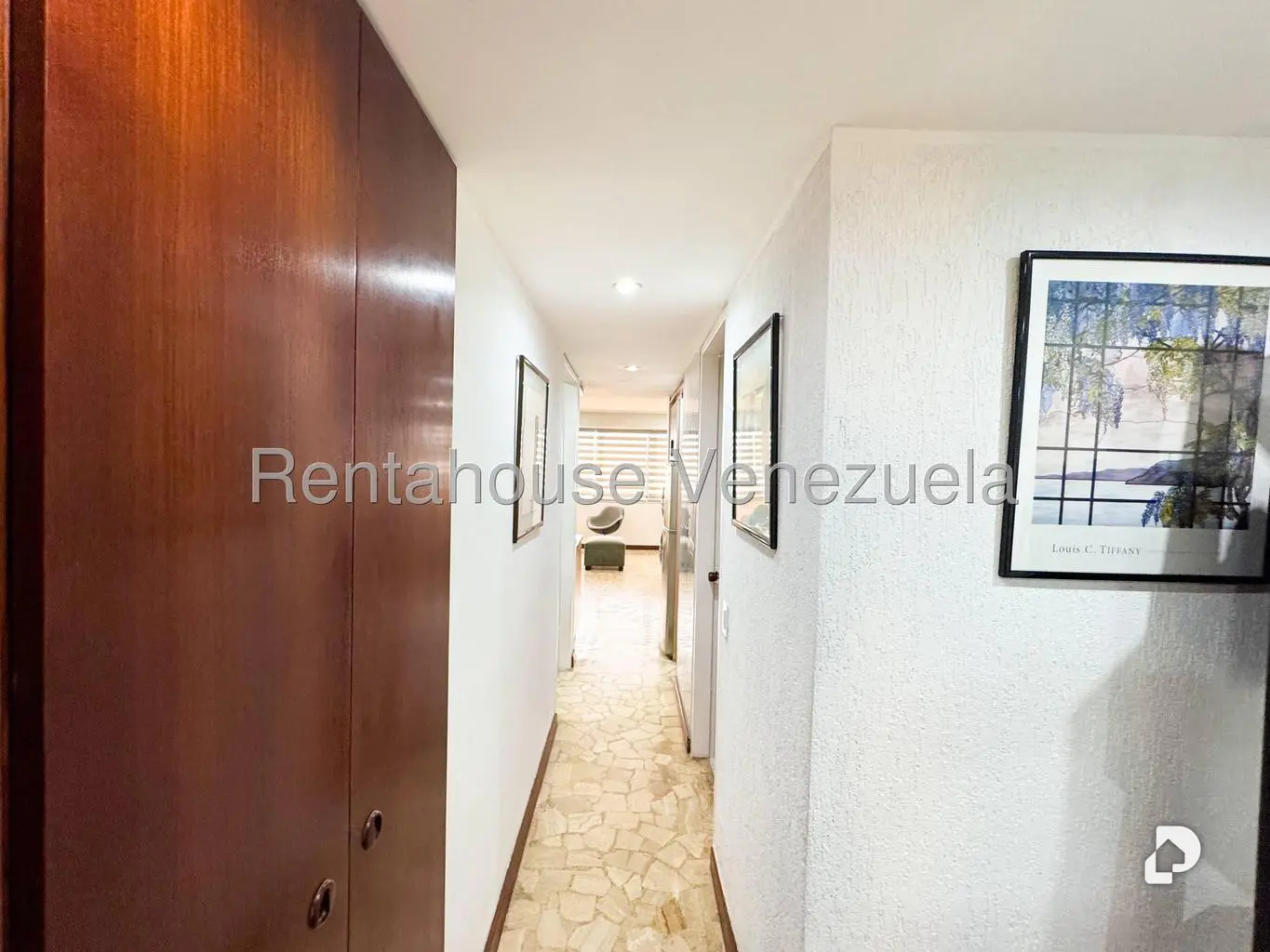 Apartamento en El Rosal, Caracas – 36