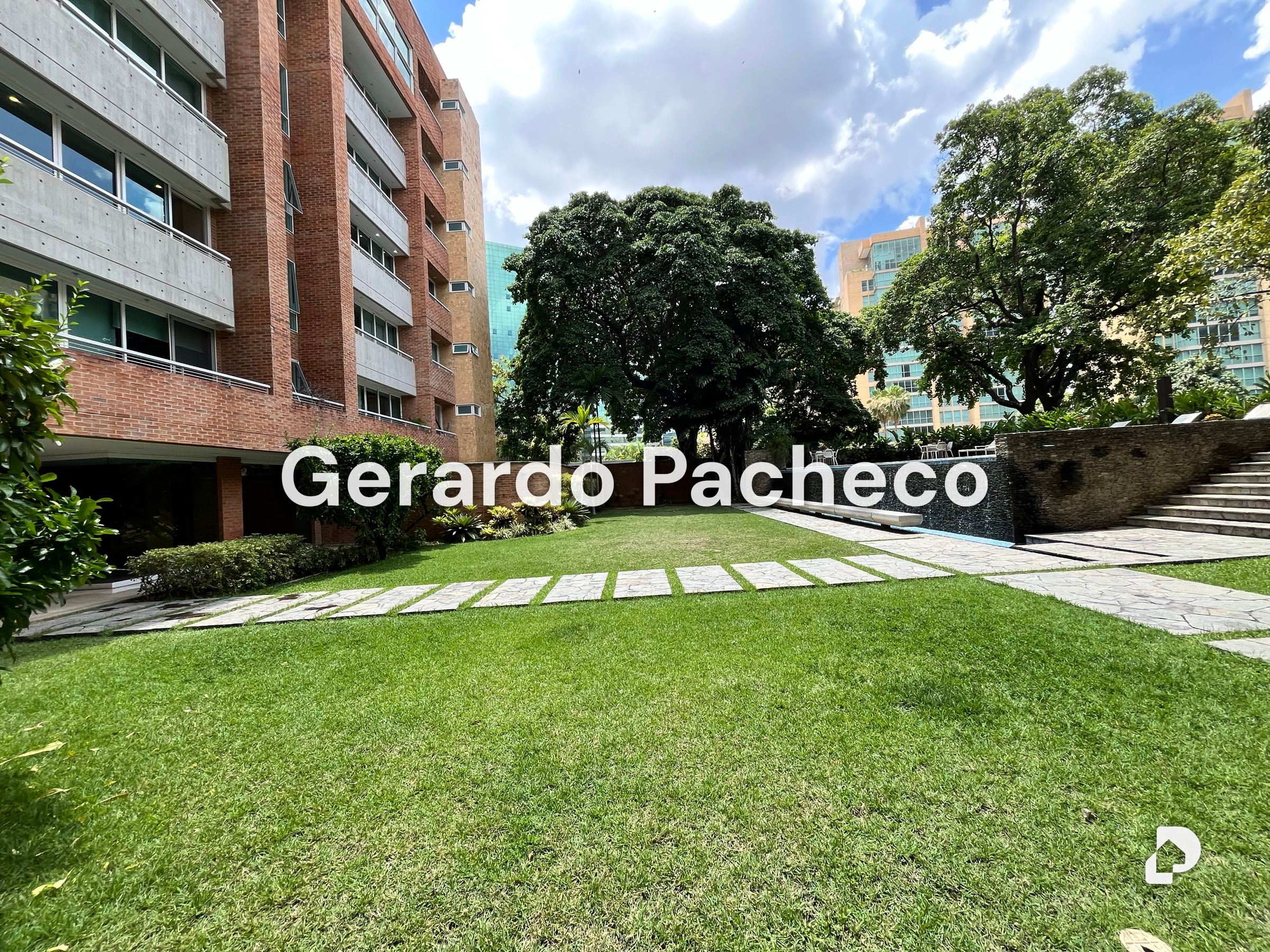Apartamento en Campo Alegre, Caracas – 17