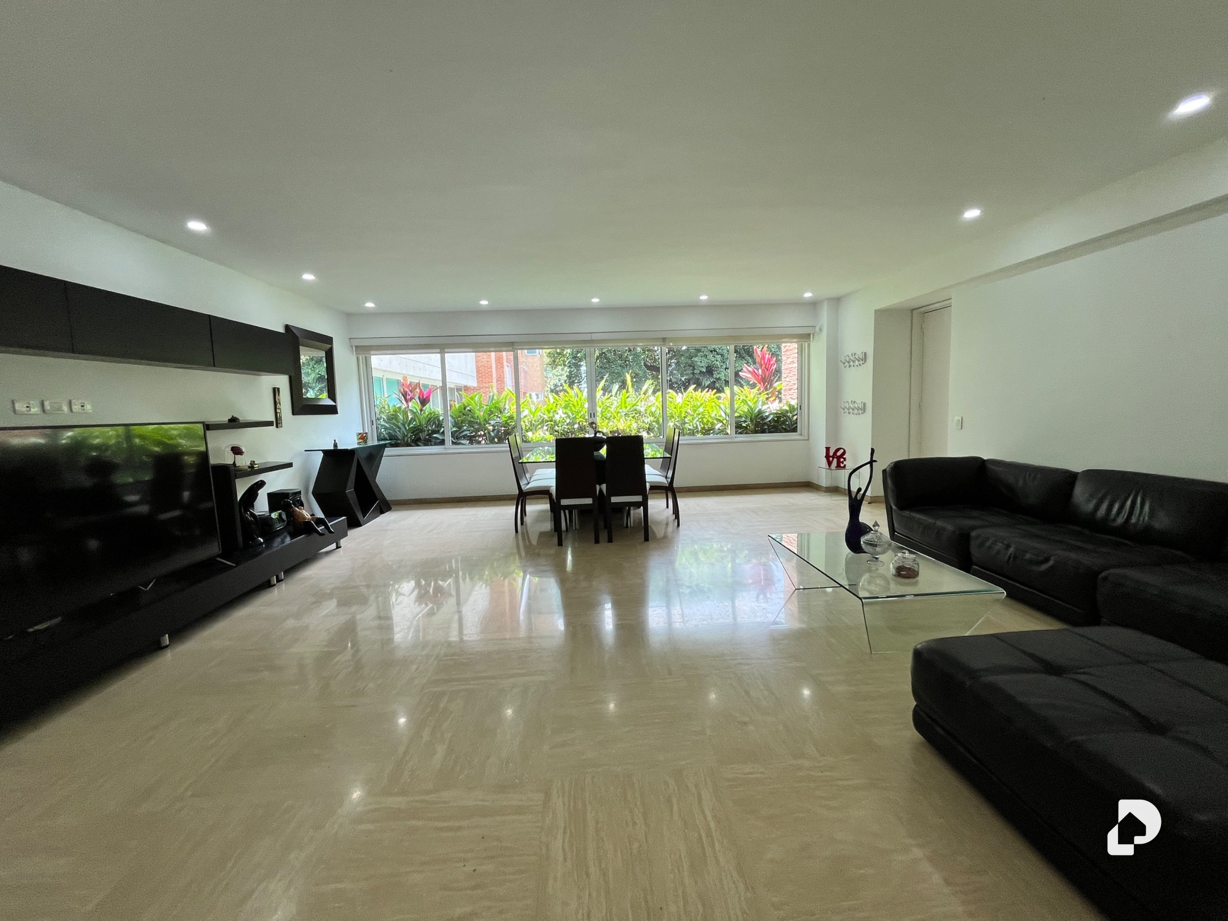 Apartamento en Campo Alegre, Caracas – 2