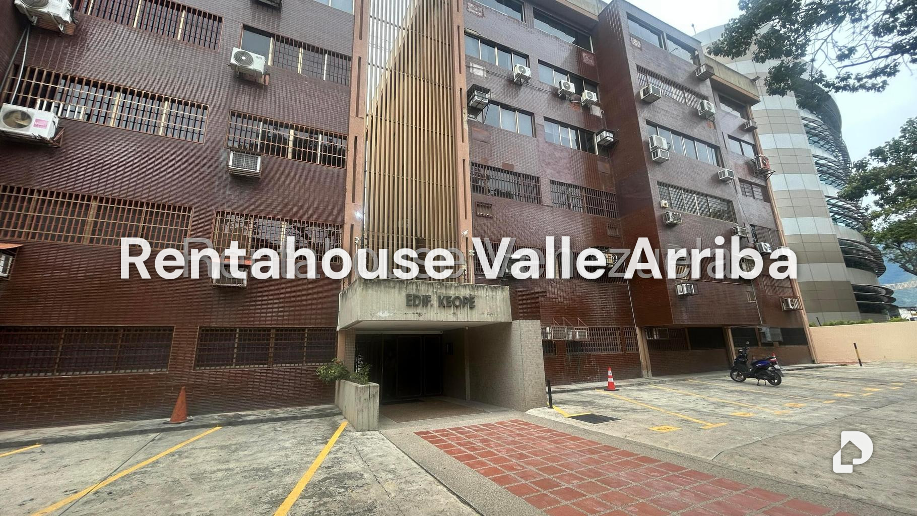 Oficina en Las Mercedes, Caracas – 1