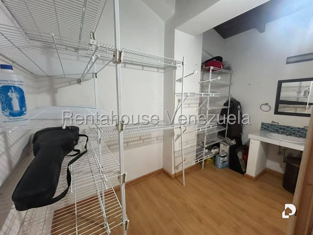 Apartamento en El Hatillo, Caracas – 15