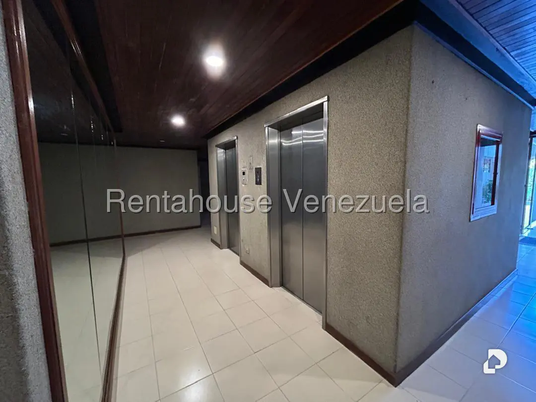 Apartamento en La Urbina, Caracas – 3