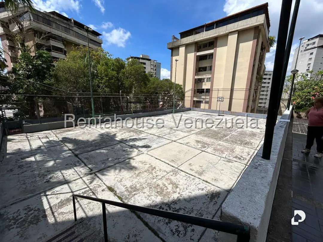 Apartamento en La Urbina, Caracas – 9