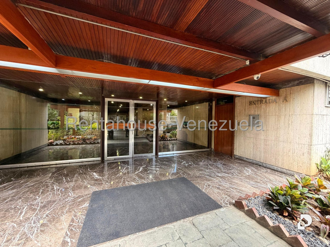 Apartamento en Campo Alegre, Caracas – 2