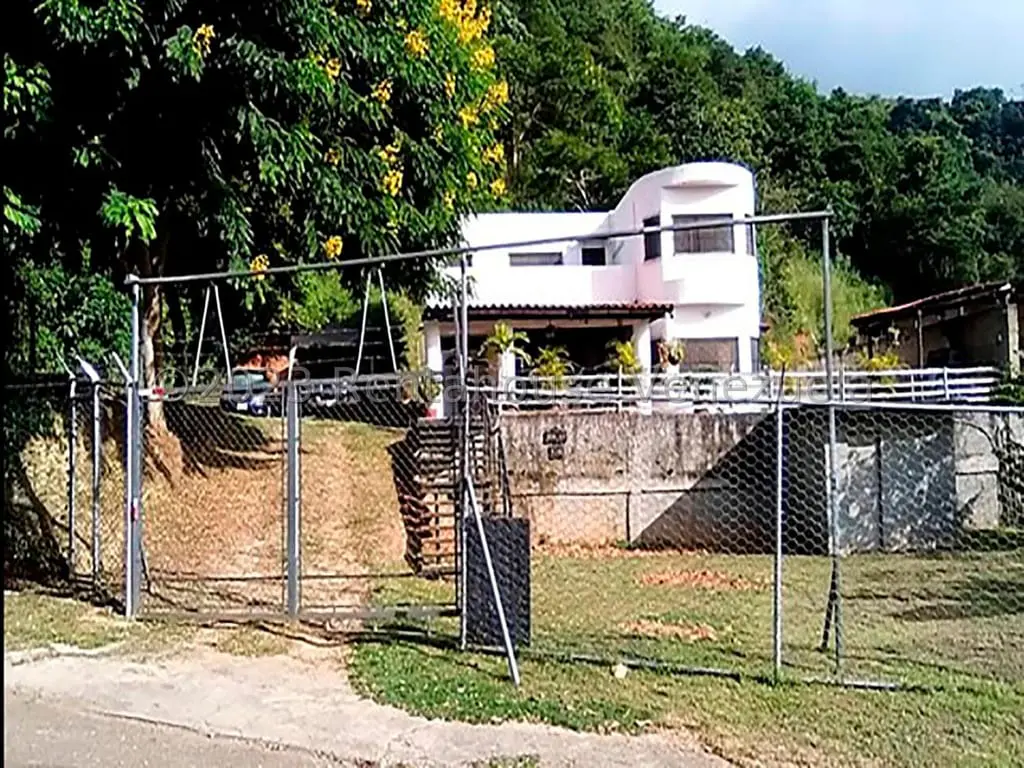 Casa en Karimao Country, Caracas - 1