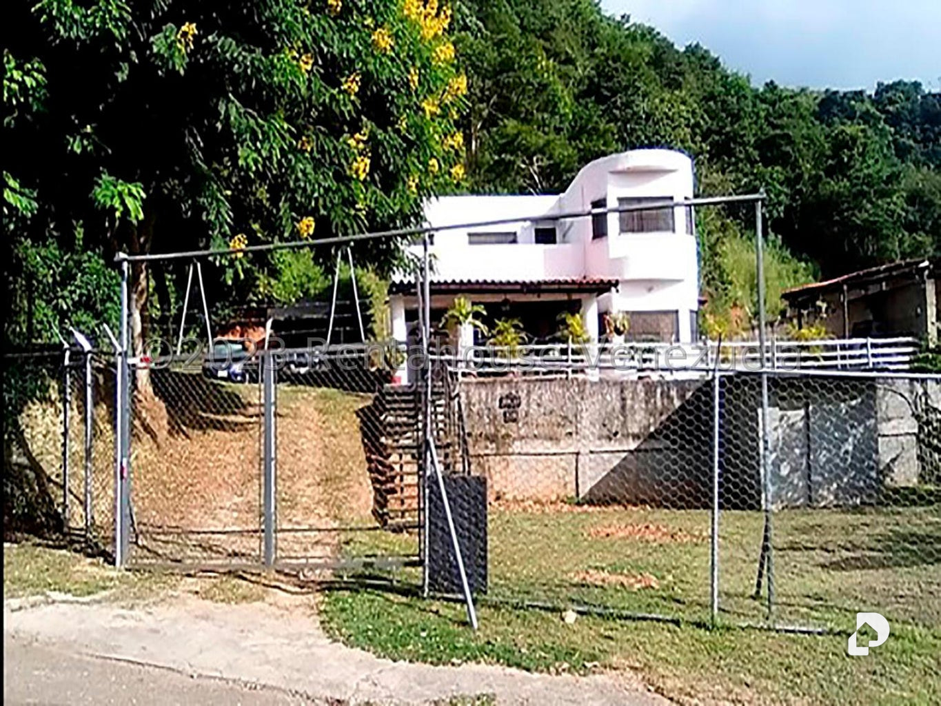 Casa en Karimao Country, Caracas – 1