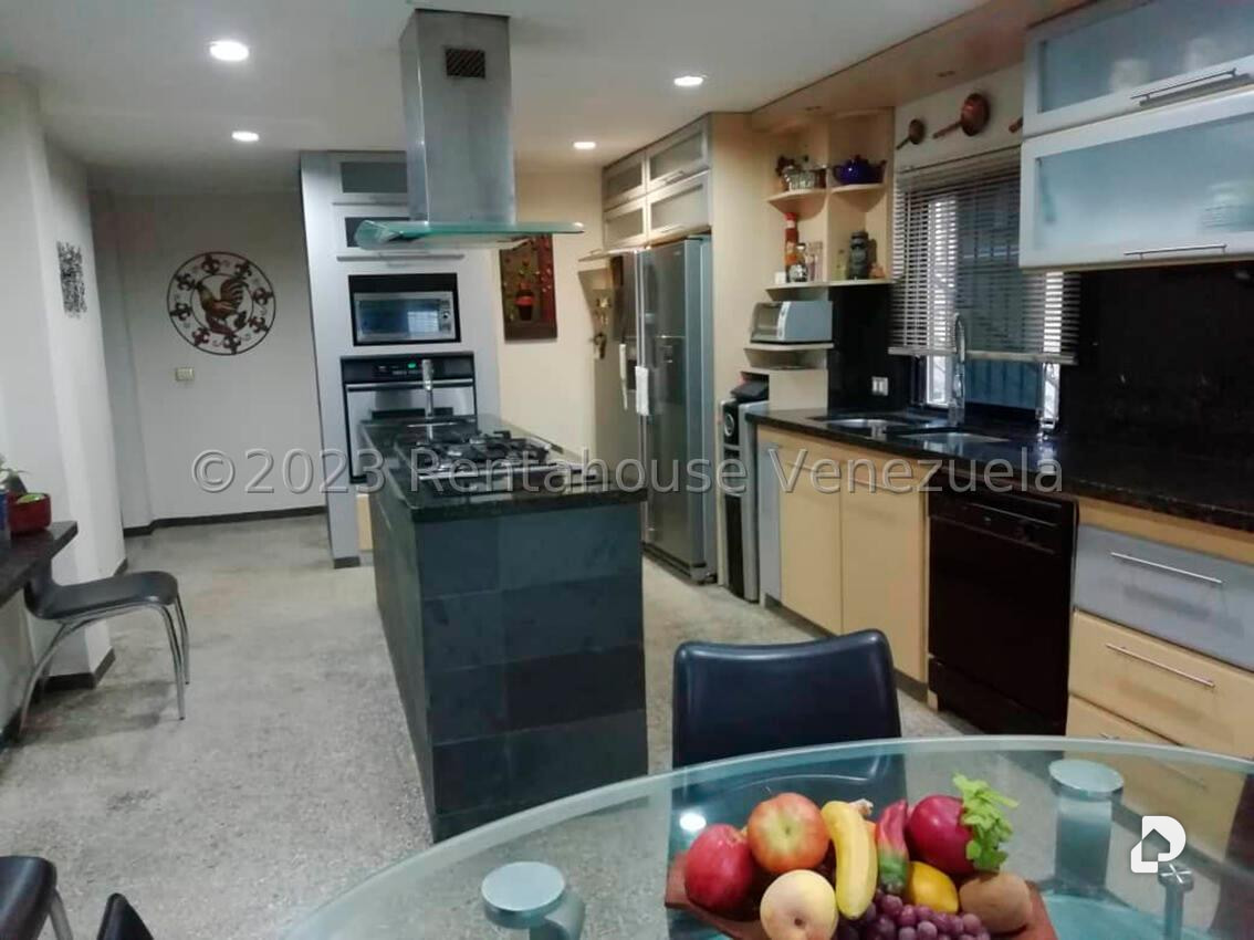 Casa en Karimao Country, Caracas – 15
