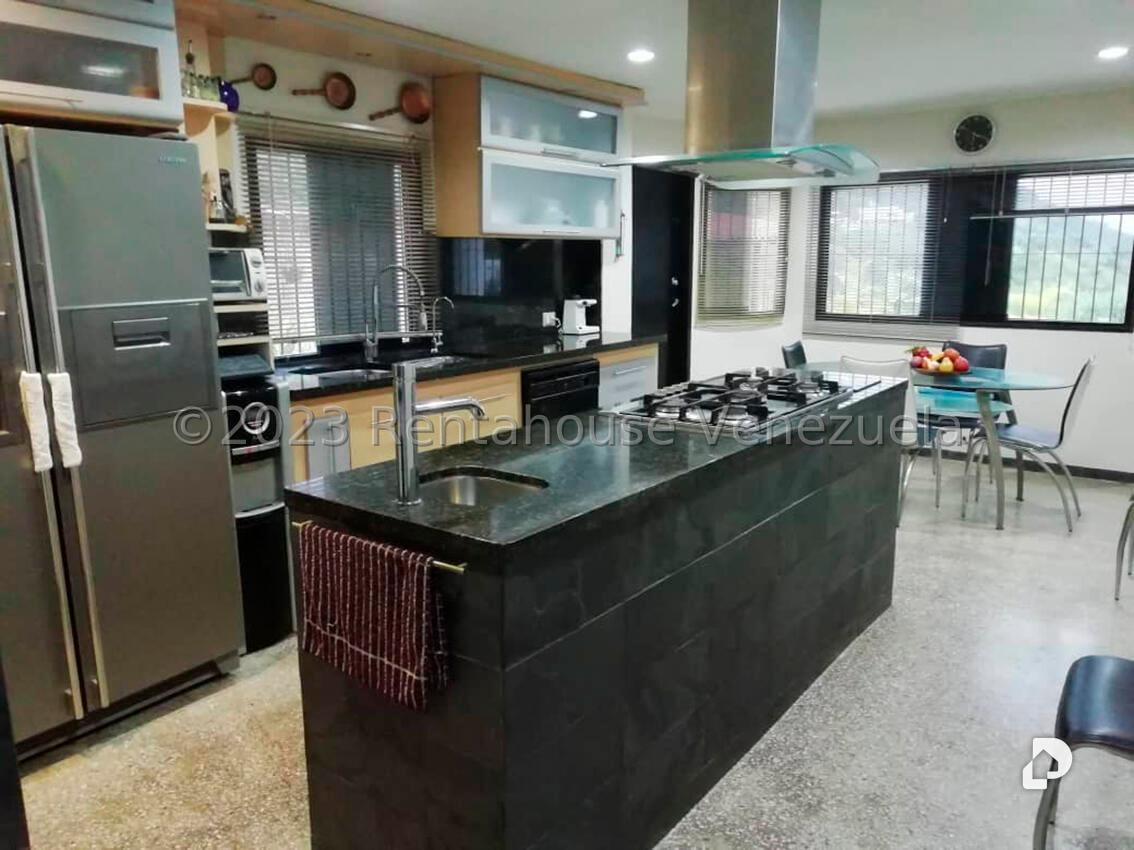Casa en Karimao Country, Caracas – 13