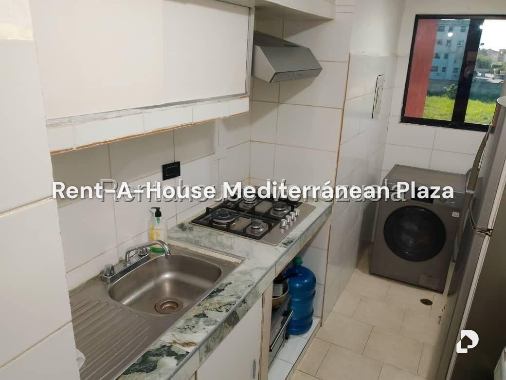 Apartment in Paraparal, Los Guayos – 8