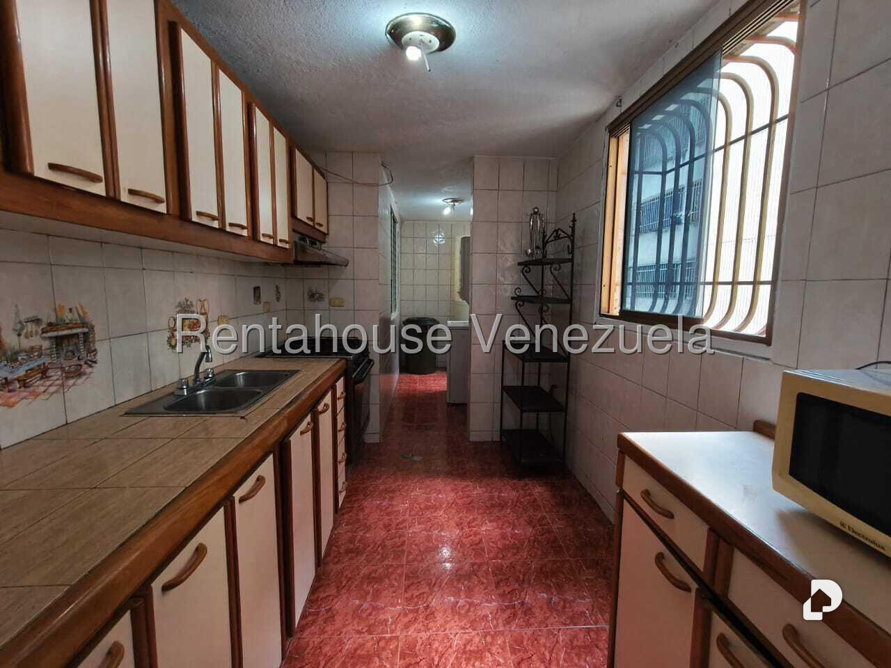 Apartamento en La Rosaleda, San Antonio de Los Altos – 7