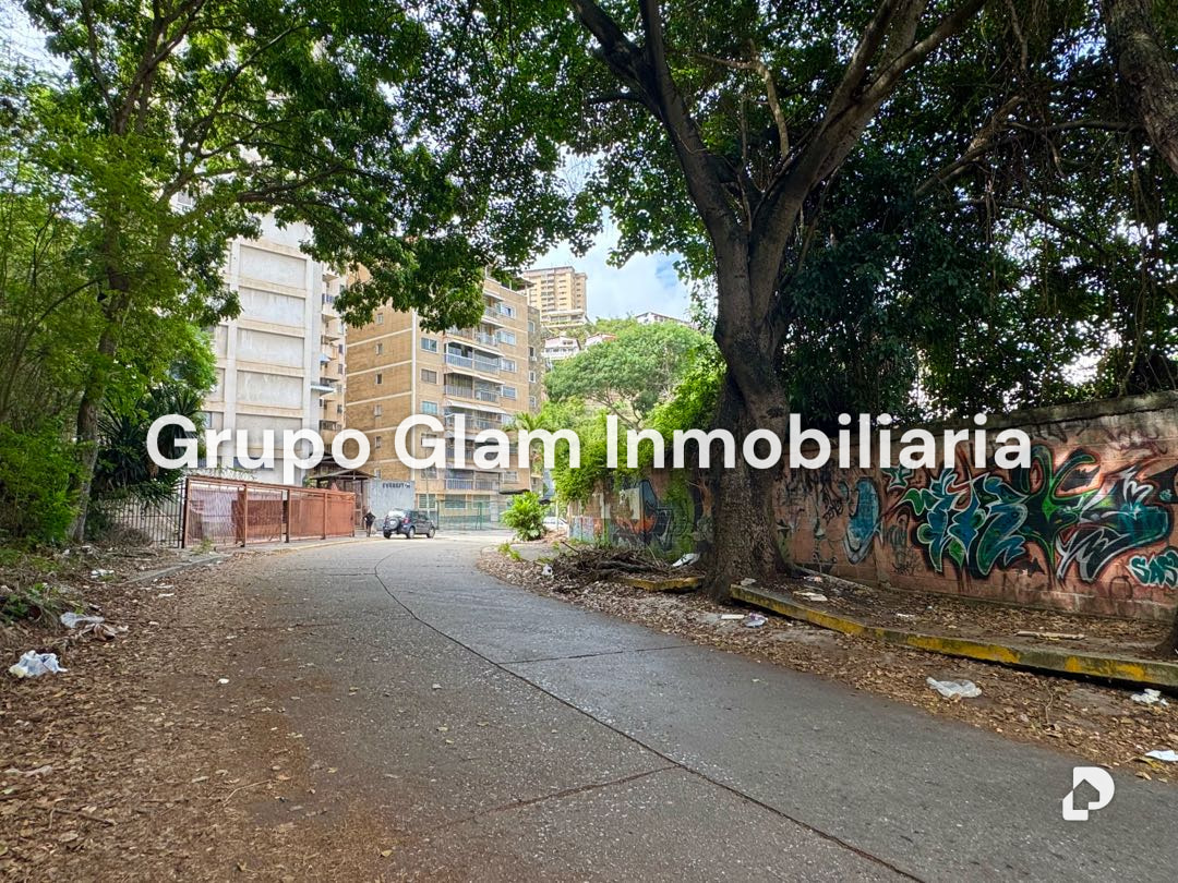 Terreno en Santa Mónica, Caracas – 8