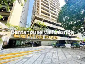 Local comercial en Los Palos Grandes, Caracas – 1