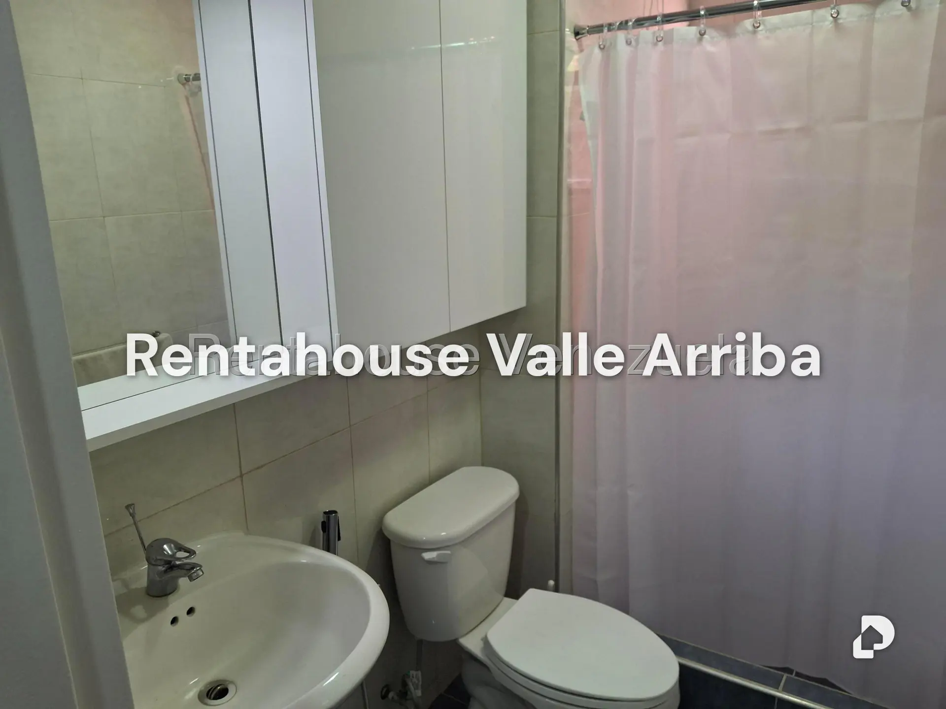 Apartamento en El Solar del Hatillo, Caracas