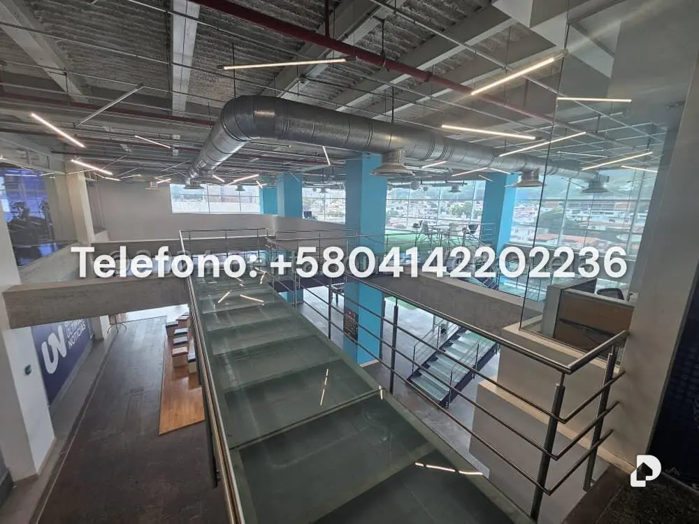 Oficina en La Urbina, Caracas – 19