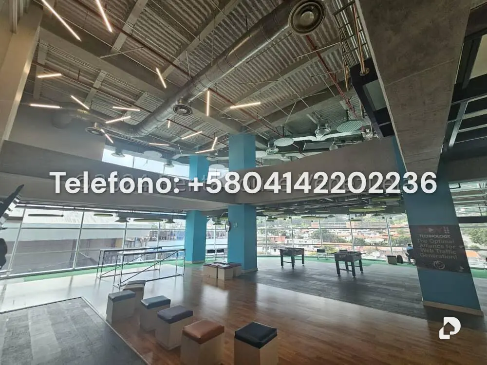 Oficina en La Urbina, Caracas – 25
