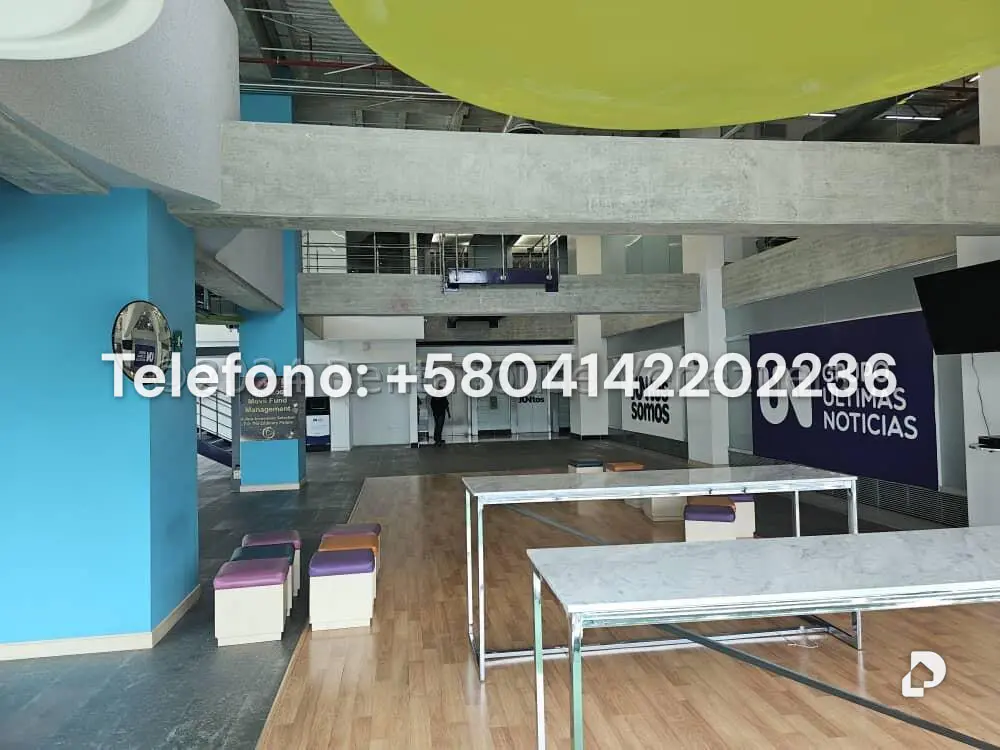 Oficina en La Urbina, Caracas – 29