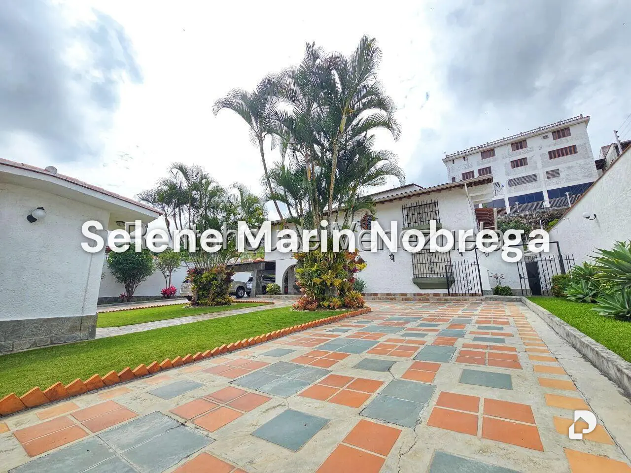 House in Cumbres de Curumo, Caracas – 4