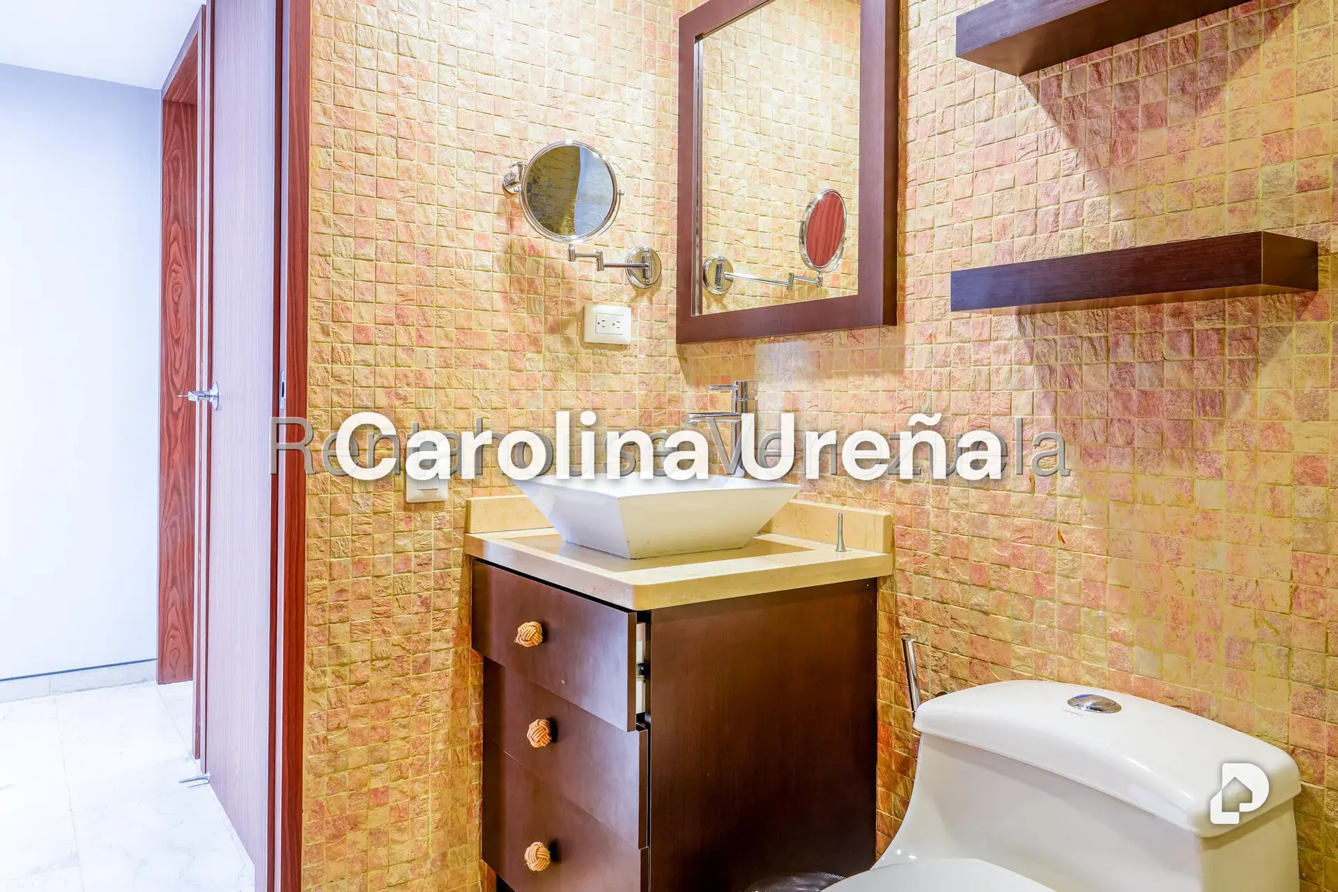 Apartamento en Las Mesetas de Santa Rosa de Lima, Caracas – 30