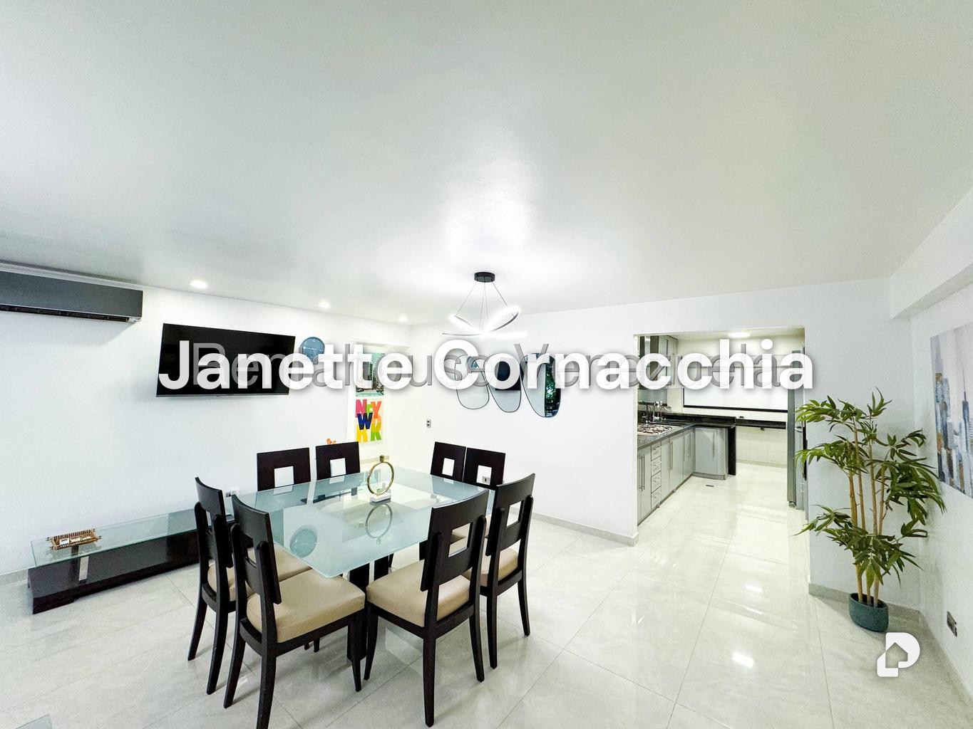 Apartamento en El Rosal, Caracas – 12