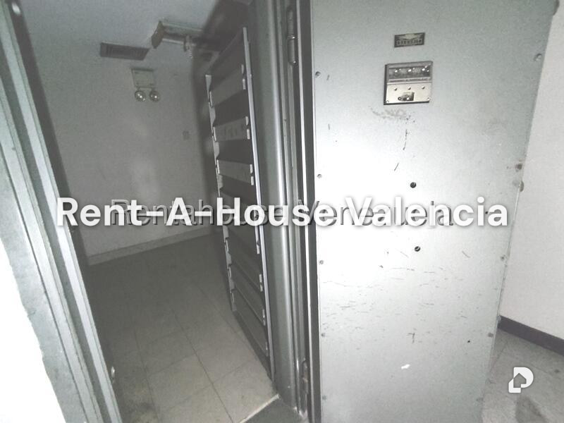 Local comercial en Flor Amarillo, Valencia – 14