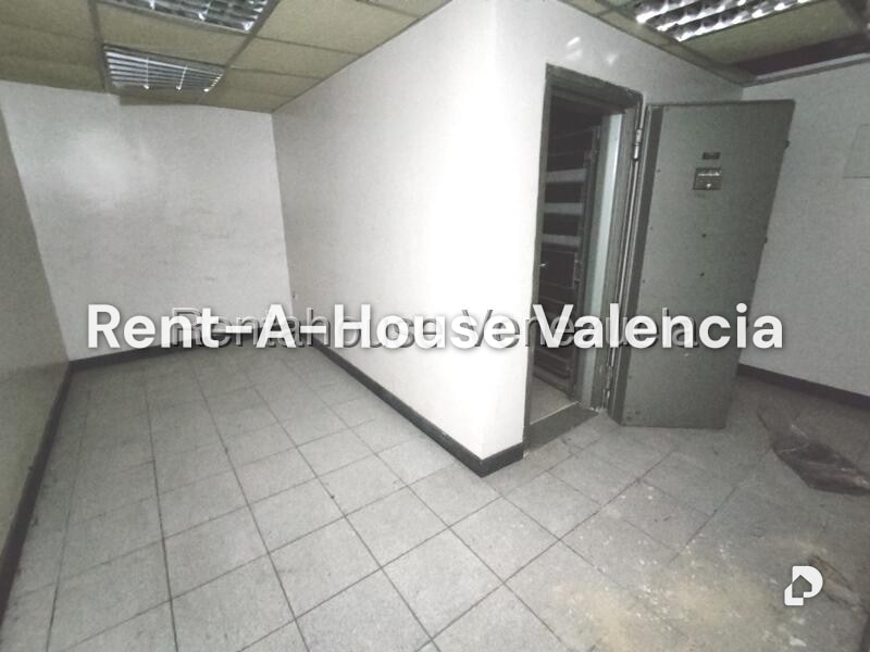 Local comercial en Flor Amarillo, Valencia – 13