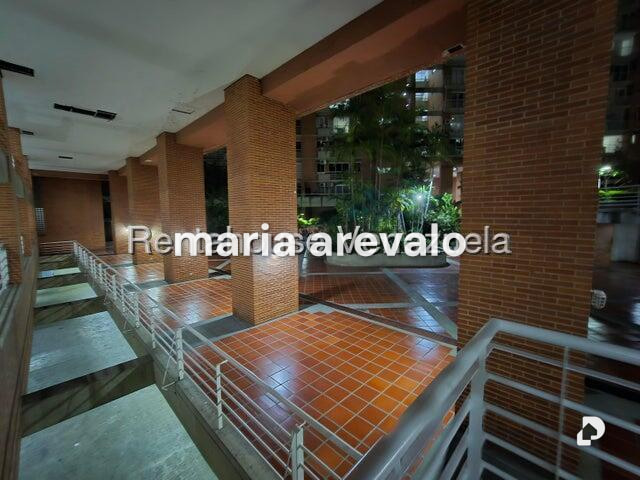 Apartamento en Boleíta Norte, Caracas – 11