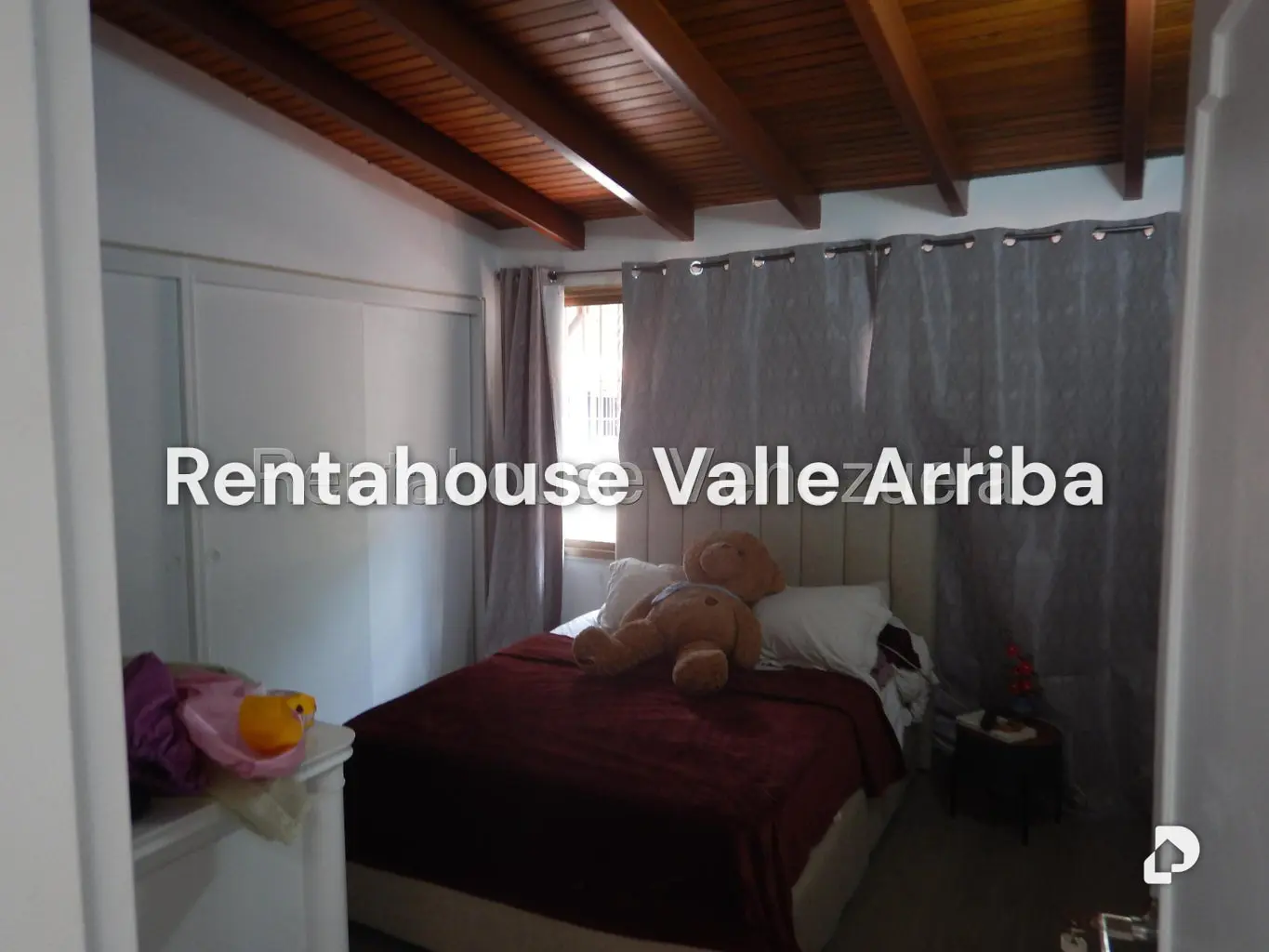 Casa en La Boyera, Caracas – 28